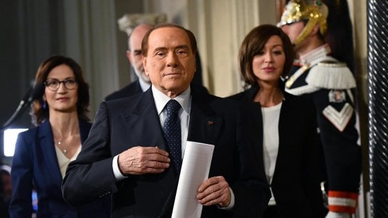 Silvio Berlusconi e la delegazione di Forza Italia