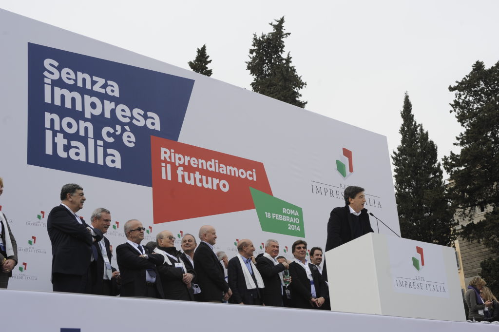 Giacomo Basso piazza del Popolo con gli artigiani